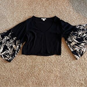 Billabong Black Blouse with White Patterned Sleeves